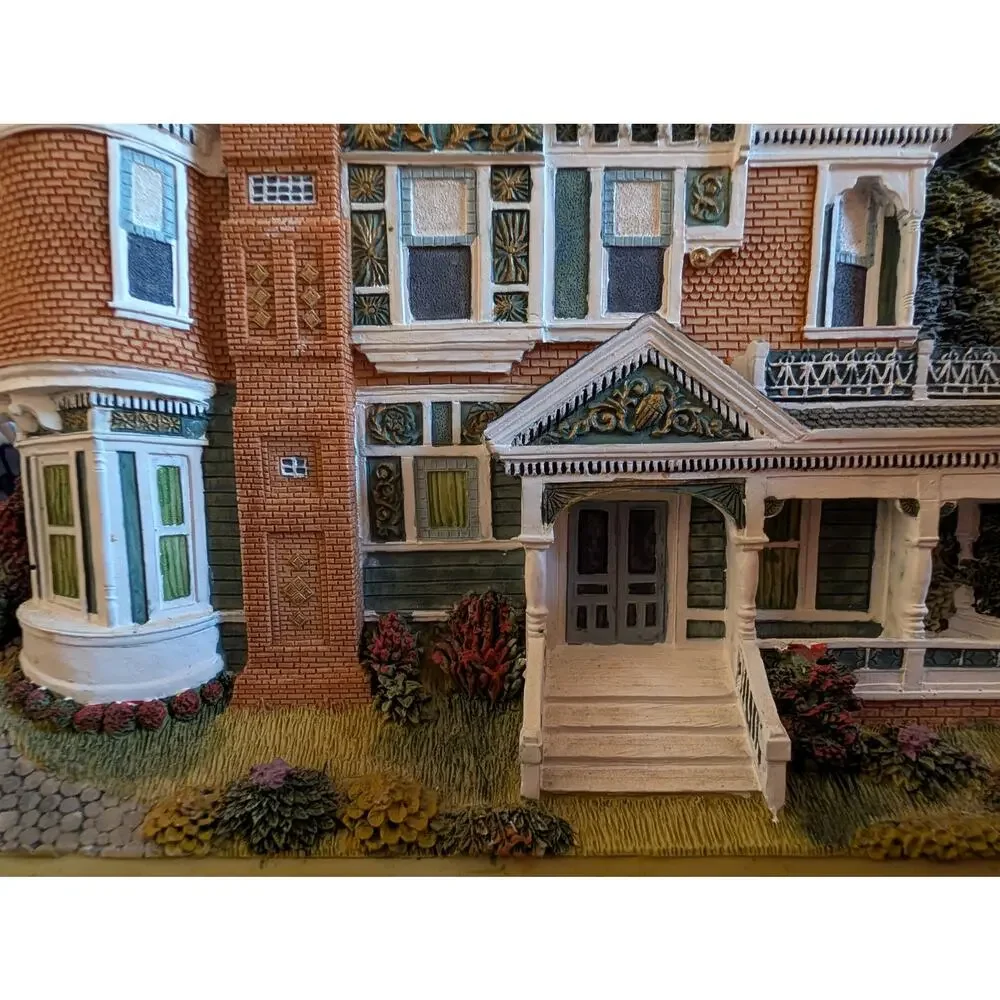 Heavy Resin Queen Anne Victorian House 3D Wall Decor or Shelf Sitter Doorstop